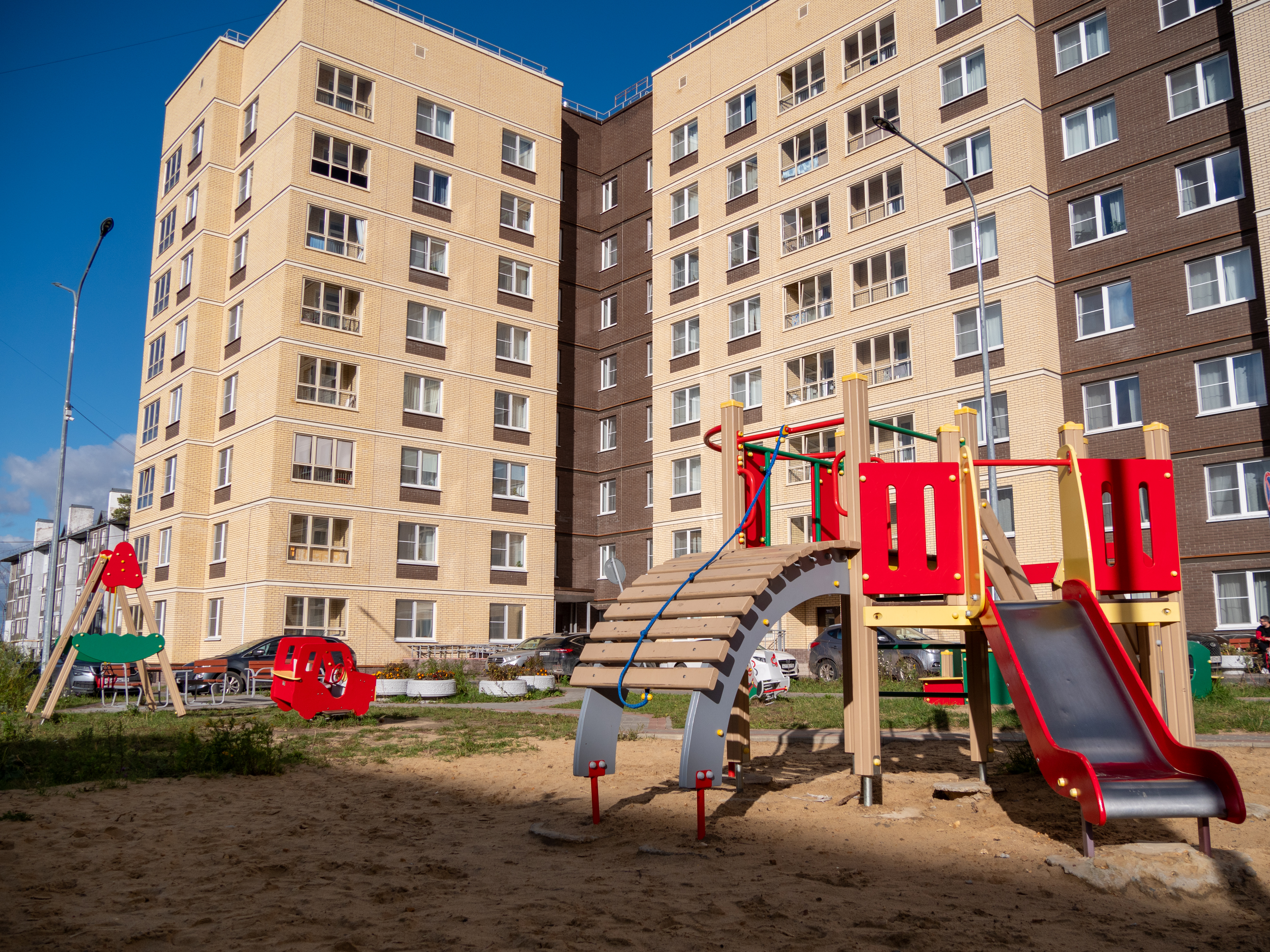 Группа ОМК развивает партнерство в сегменте промышленного и жилищного  строительства | Новости ОМК